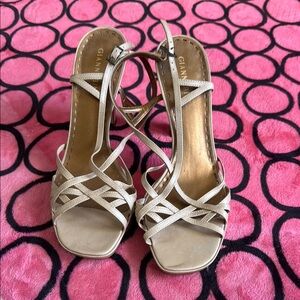 Gianni Bini Gold Elegant Heels